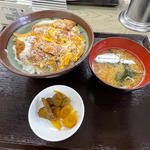 カツ丼(元町食堂)