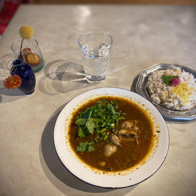 牡蠣とマッシュルームとクレソンのカレー(Synccurry C/NE路地裏文化会館 )