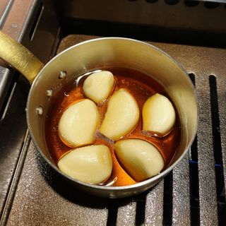 ニンニクオイル焼き(九州和牛 焼肉りんご)