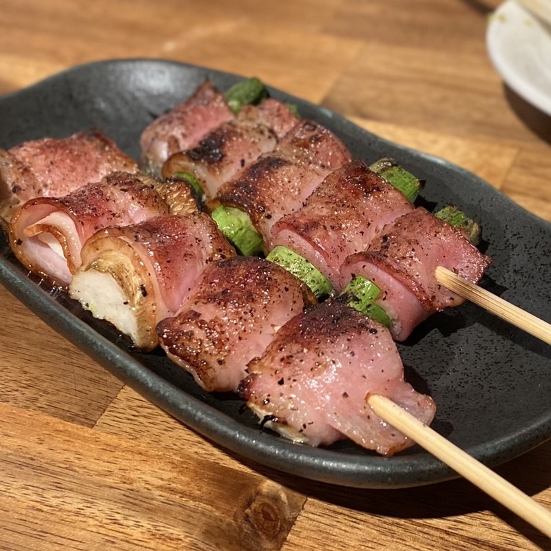 エリンギベーコン(炭火焼鳥パパロク)