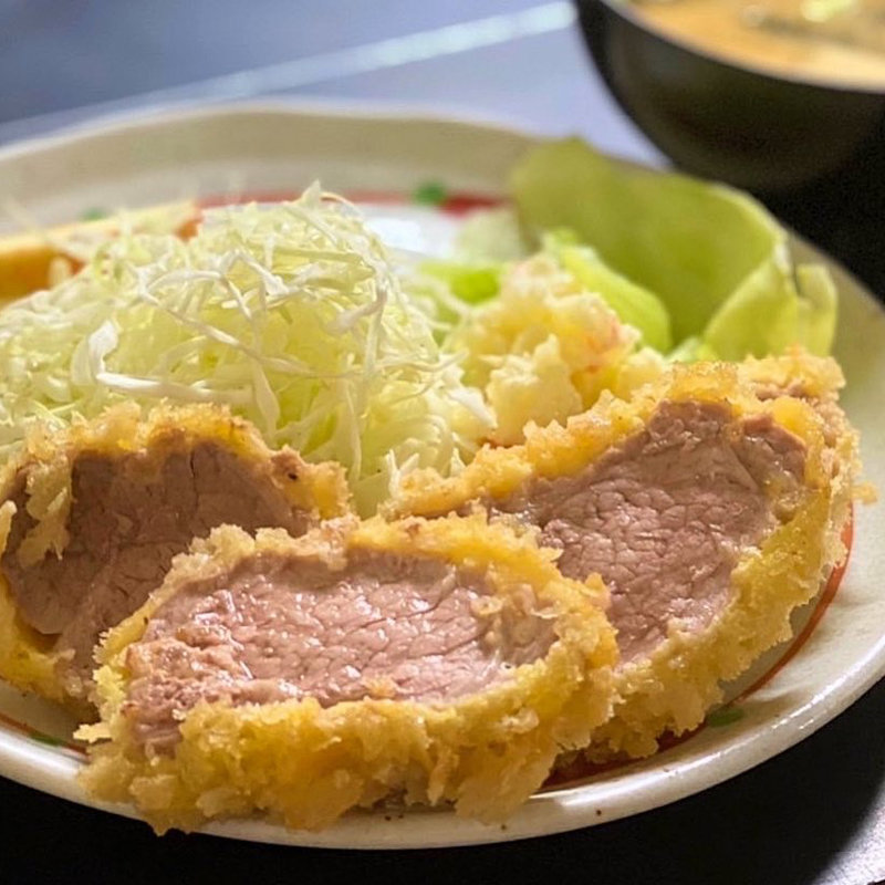 ひれかつ（ライス・味噌汁・お新香う）(とんかつ 江戸 )
