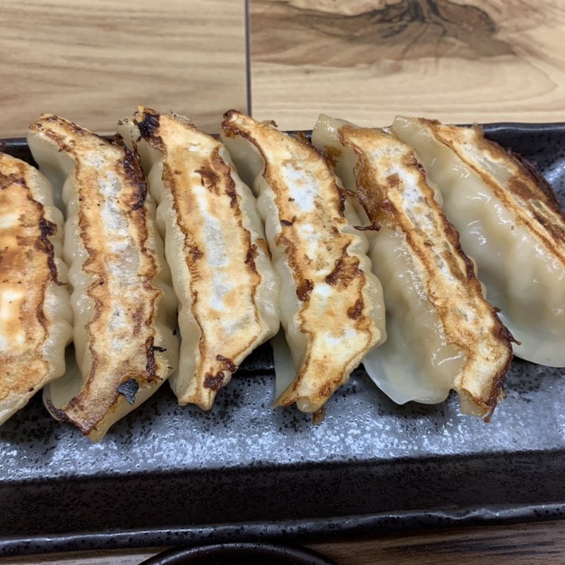 ぎょうざ(越後拉麺はなび)