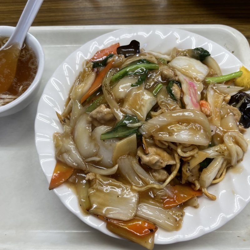 五目ヤキソバ(市場食堂 中華 美山)