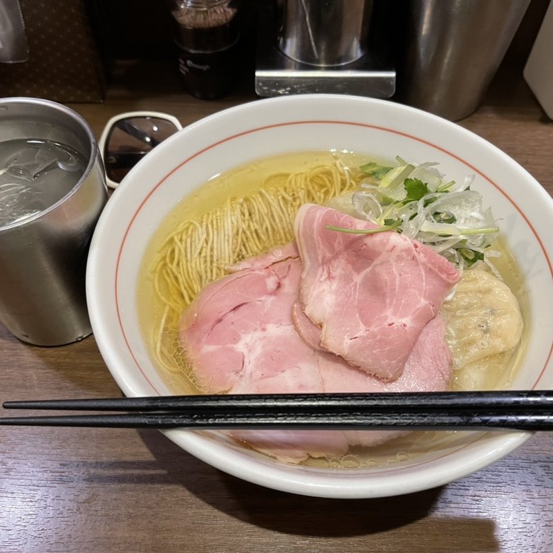 RAMEN白ワンタン(八咫烏)