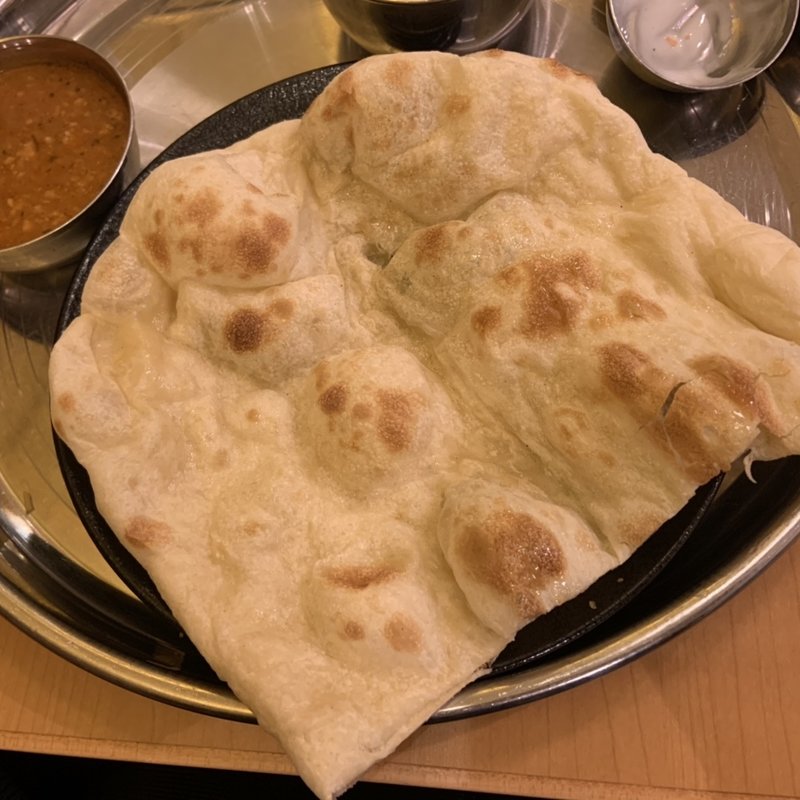 ナン(ガラムガラム)