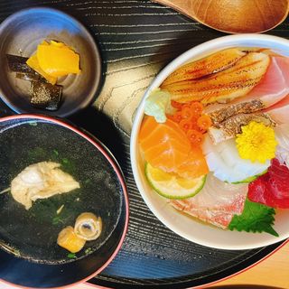 海鮮丼(豊寿司 )