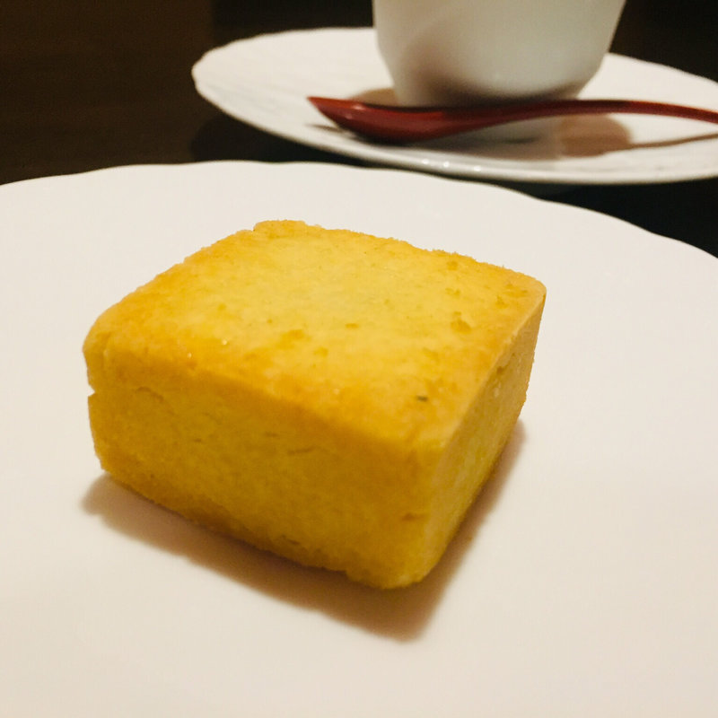 パイナップルケーキ(Creative Chinese Restaurant Saburo-Aoki)