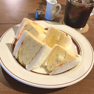厚焼きたまごサンド(talo coffee(タロ コーヒー))