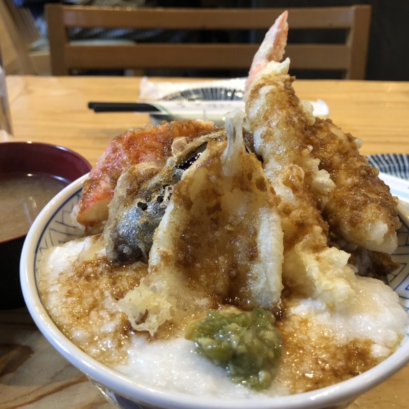 わさびとろろ天丼(天ぷら酒場 ててて天)