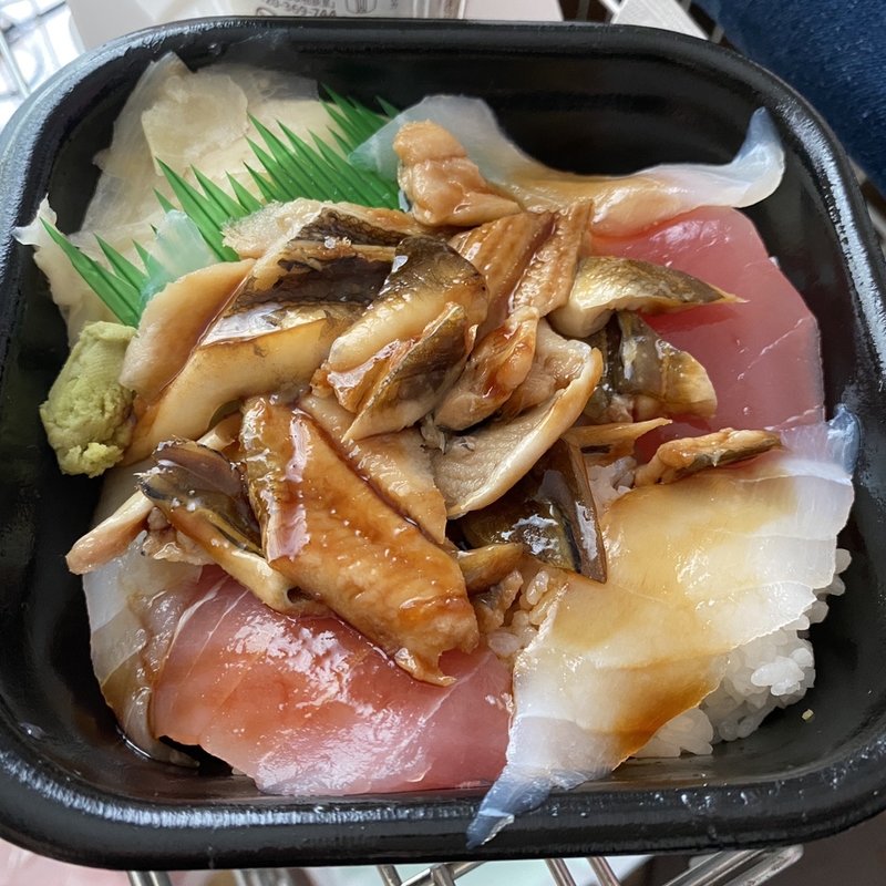 鯛&まぐろ&大量穴子丼(丼丸六甲道店)