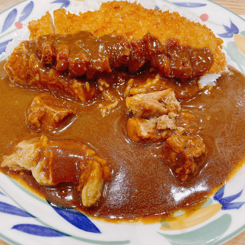 スペシャルカレー(カレーハウス　ピヨ)