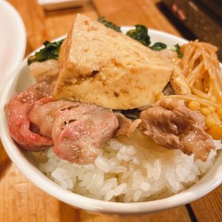 牛すき丼(らーめんあたりや)