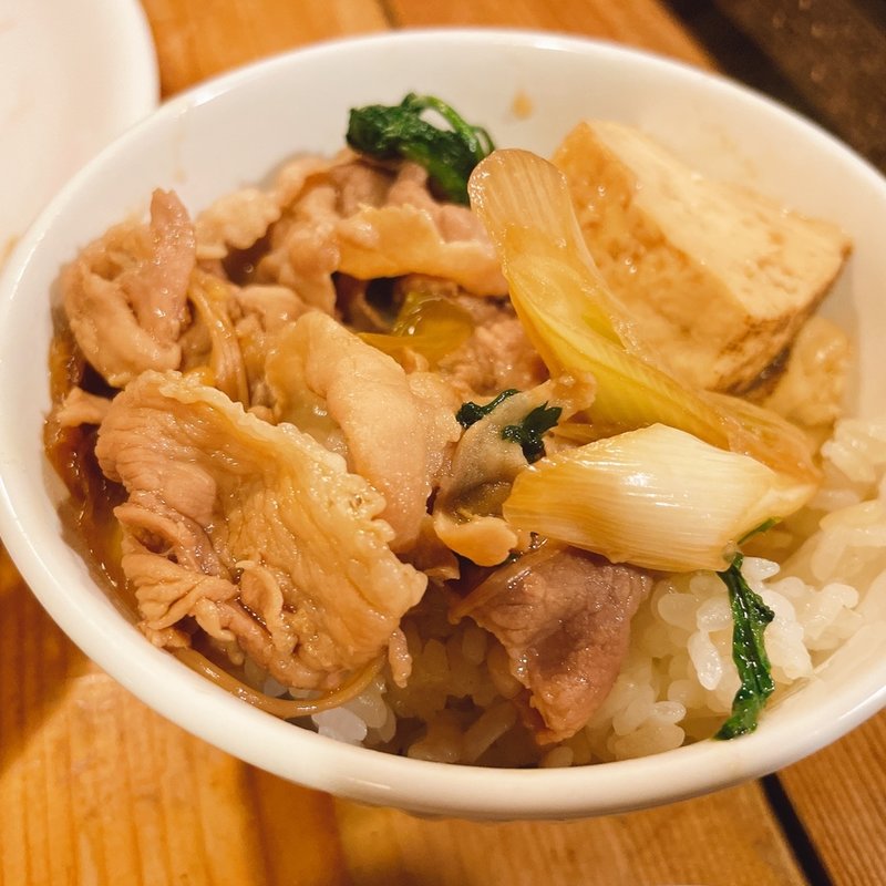 豚すき丼(らーめんあたりや)