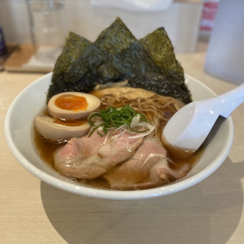 特製醤油らぁ麺(らぁ麺 喜鷲)