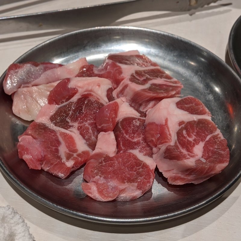 塩〆熟成ラム肩ロース(大衆ジンギスカン酒場 ラムちゃん 御徒町店)