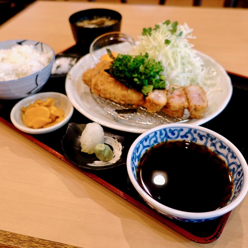 霧島ロースかつ(とんかつこおち )