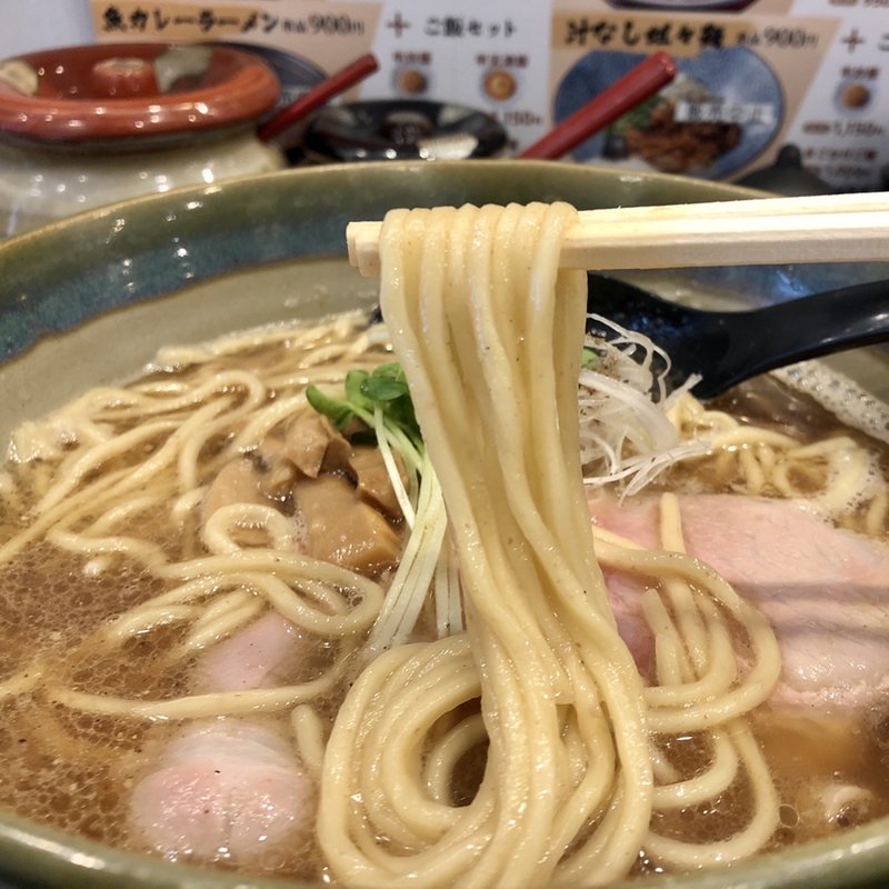 魚出汁ラーメン(魚と豚と黒三兵御徒町店)