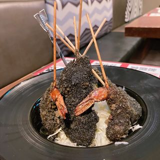 闇に堕ちた串カツたち(怪獣酒場)