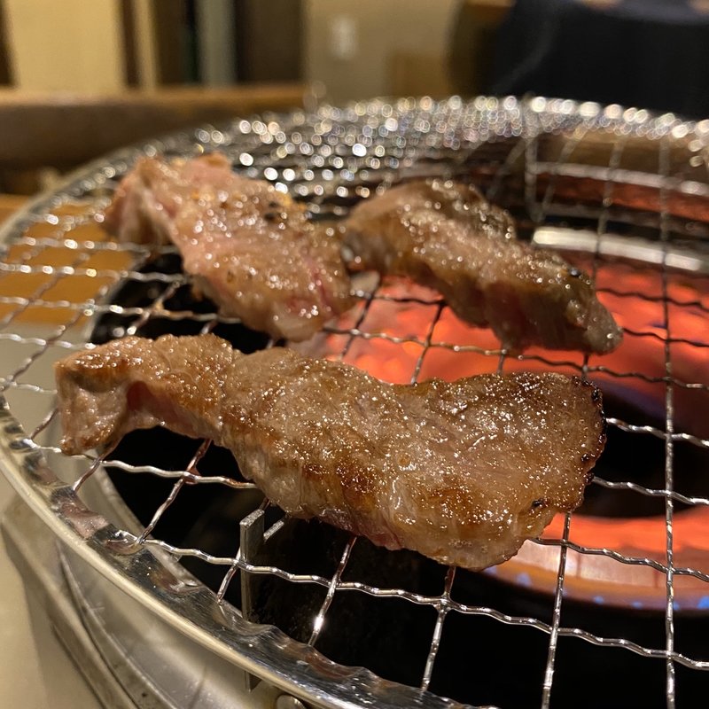上カルビ(焼肉酒場 肉凸 名駅店)