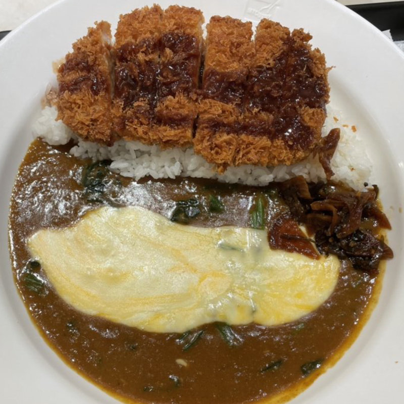 チーズ＆ほうれん草ロースかつカレー（チーズ50％増量）(マイカリー食堂 板橋本町店)