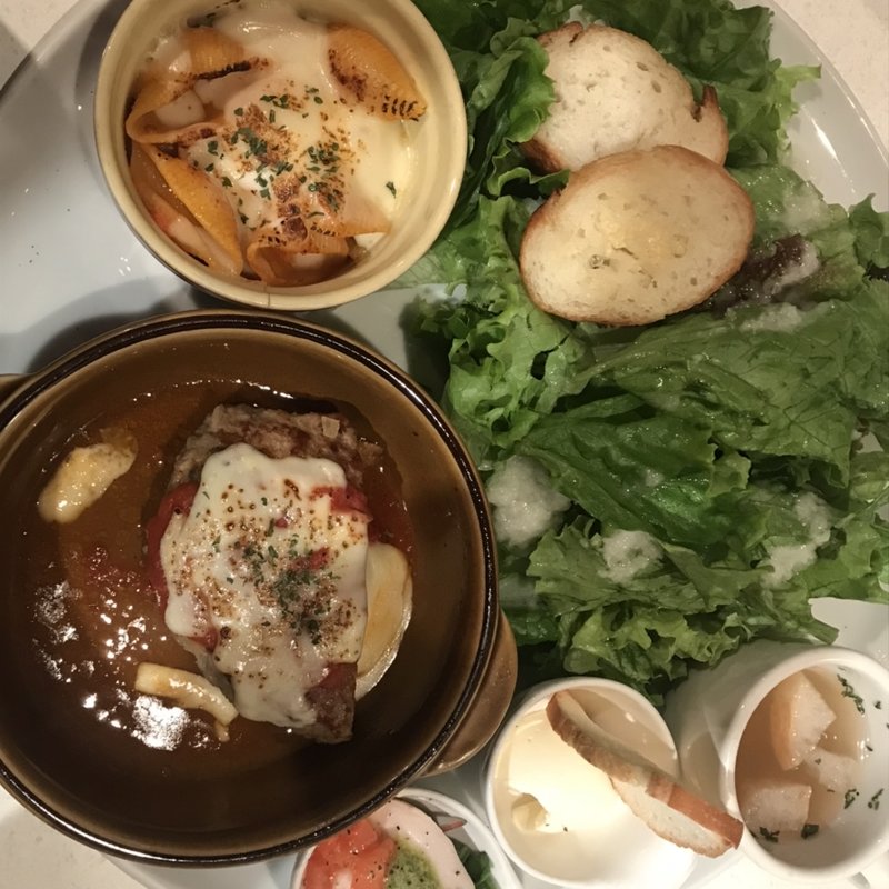 レディースランチプレート サラダドリンクドルチェ付き(REGGINA （レッジーナ）)