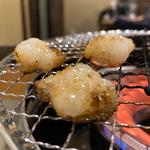 牛脂つき小腸(焼肉酒場 肉凸 名駅店)