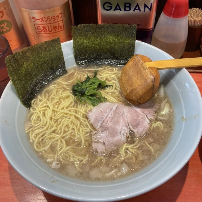 モーニングラーメン（中盛）&半ライス(ラーメンショップ)