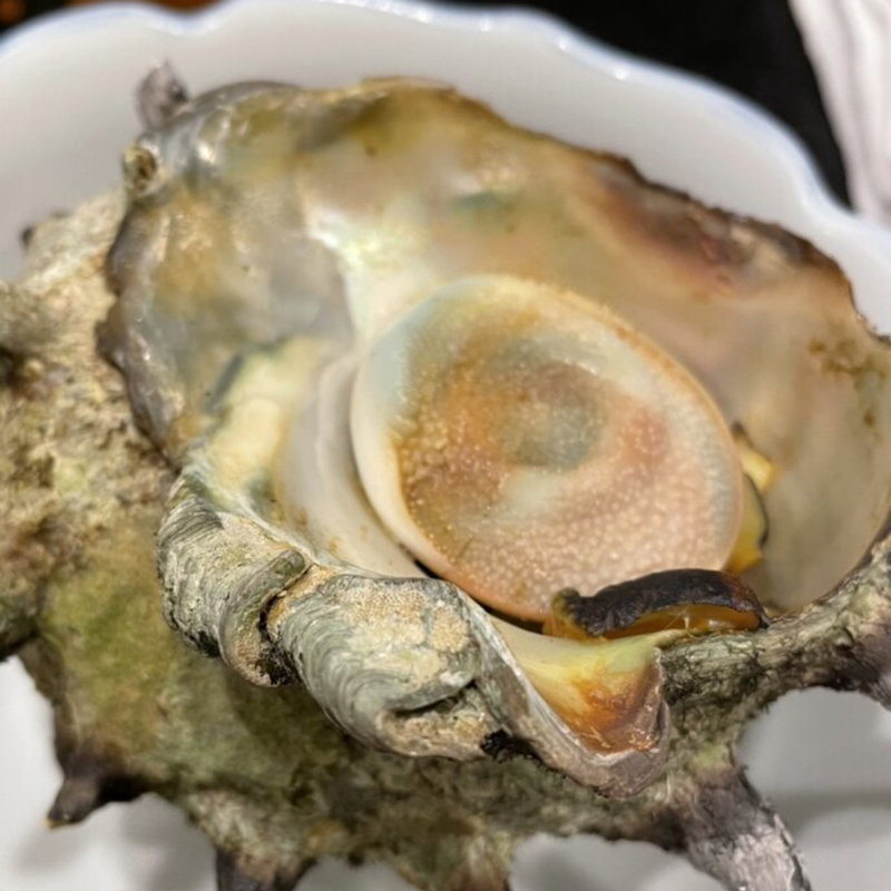 サザエ壺焼き(鷹一 （たかいち）)