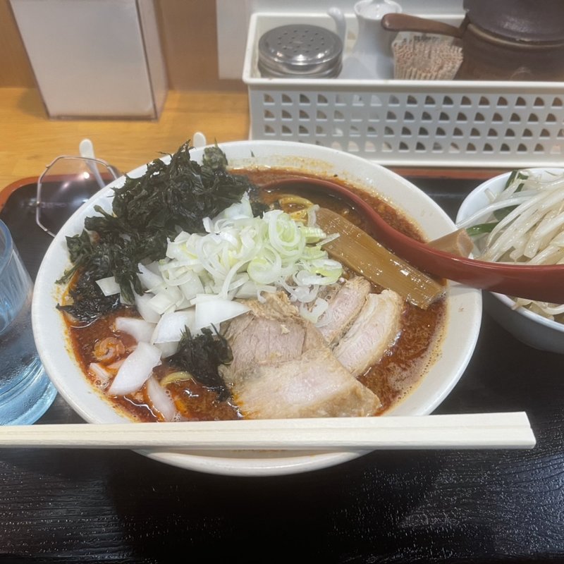 濃厚煮干し辛味噌(味噌麺処 花道 （みそめんどころ はなみち）)