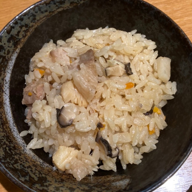 黒豚の炊き込みご飯(中華そば うえまち)