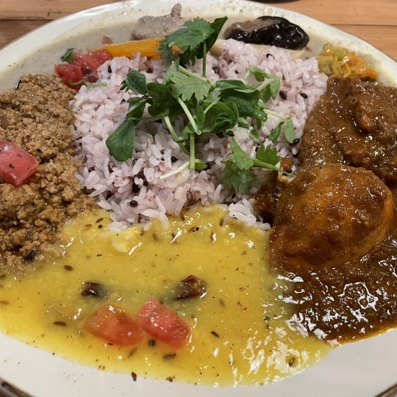 あいがけ3種盛り(スパイスカレーまるせ )