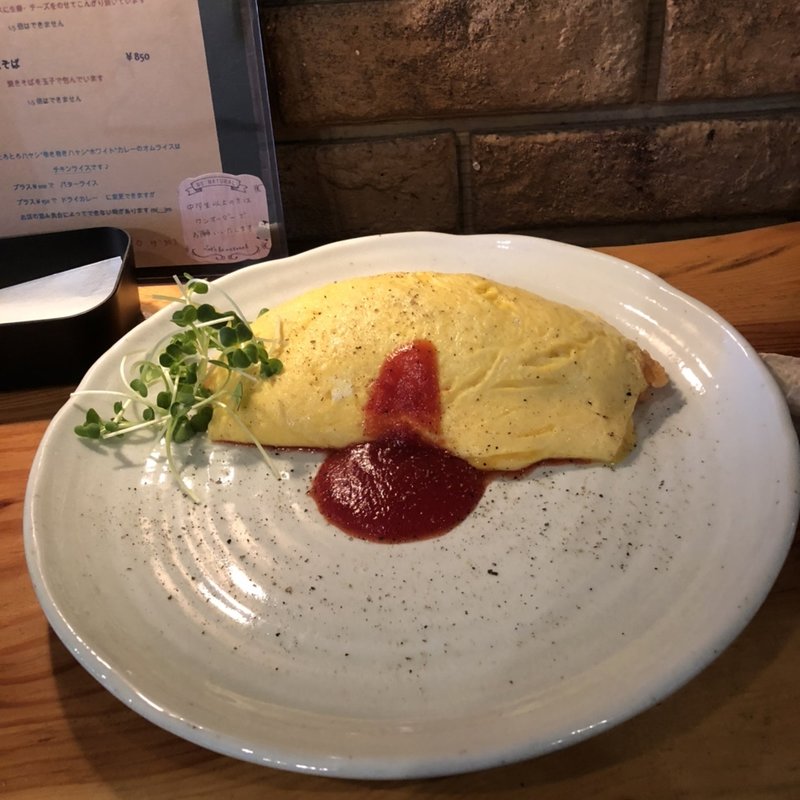 (オムライスケンゾウ )