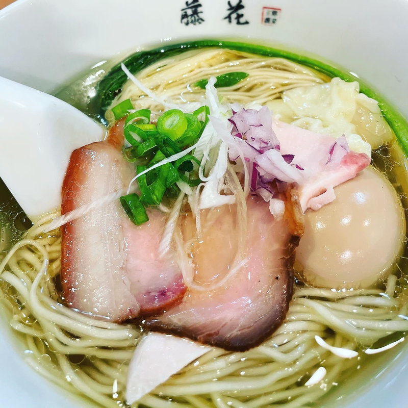 特製塩らぁめん(支那蕎麦屋 藤花)