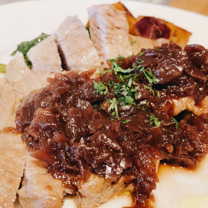 豚肩ロースのグリル　赤ワインソース(ザ プレイス （THE PLACE）)