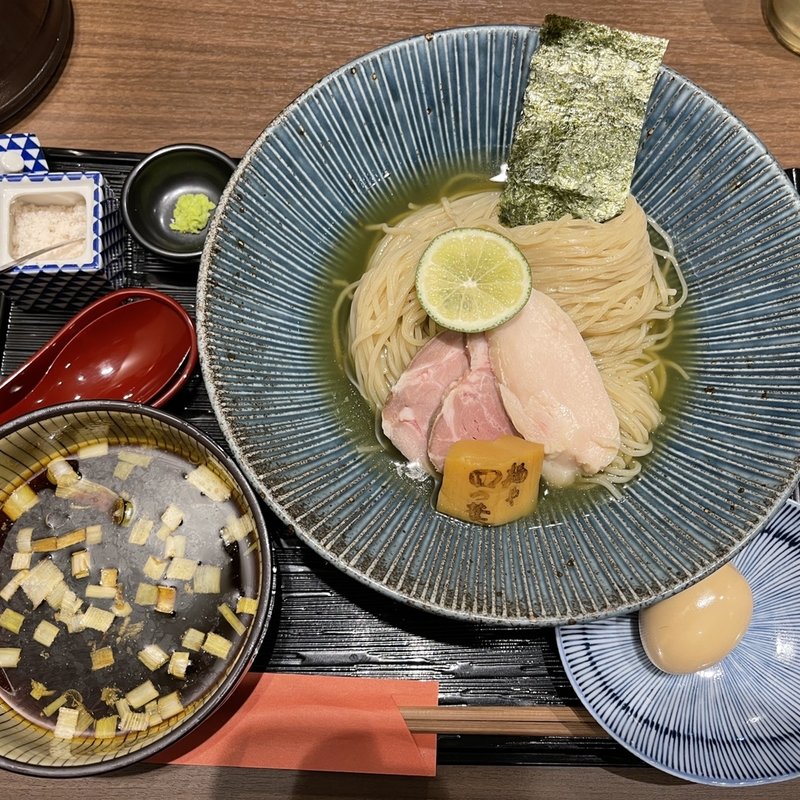 昆布出汁つけ麺(麺や 四つ葉)