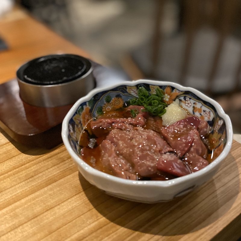 朝挽き！炙りレバー(大人の大衆酒場 ミチシルベ【R25】)