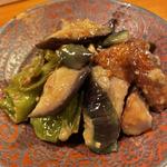 なすと万願寺トウガラシの鶏みそ炒め