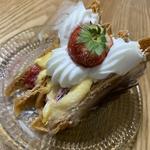 苺のミルフィーユ(デリチュース 箕面本店)