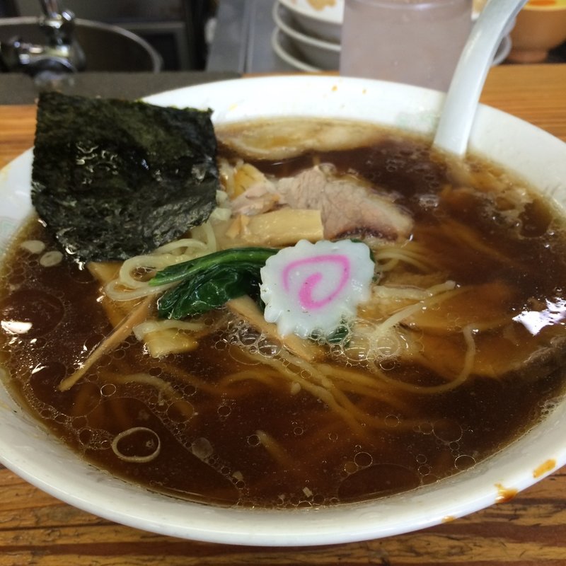 白醤油ちゃーしゅー麺大盛(豊 ゆたか)