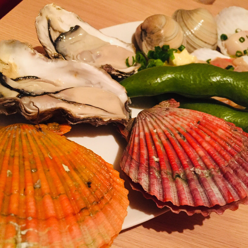 貝焼き盛合せ(貝屋 貝楽)