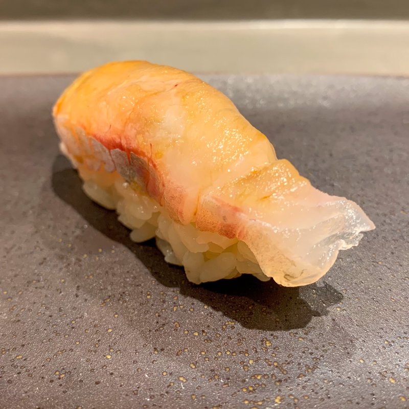 ホウボウ昆布〆(立食い鮨 鮨川)