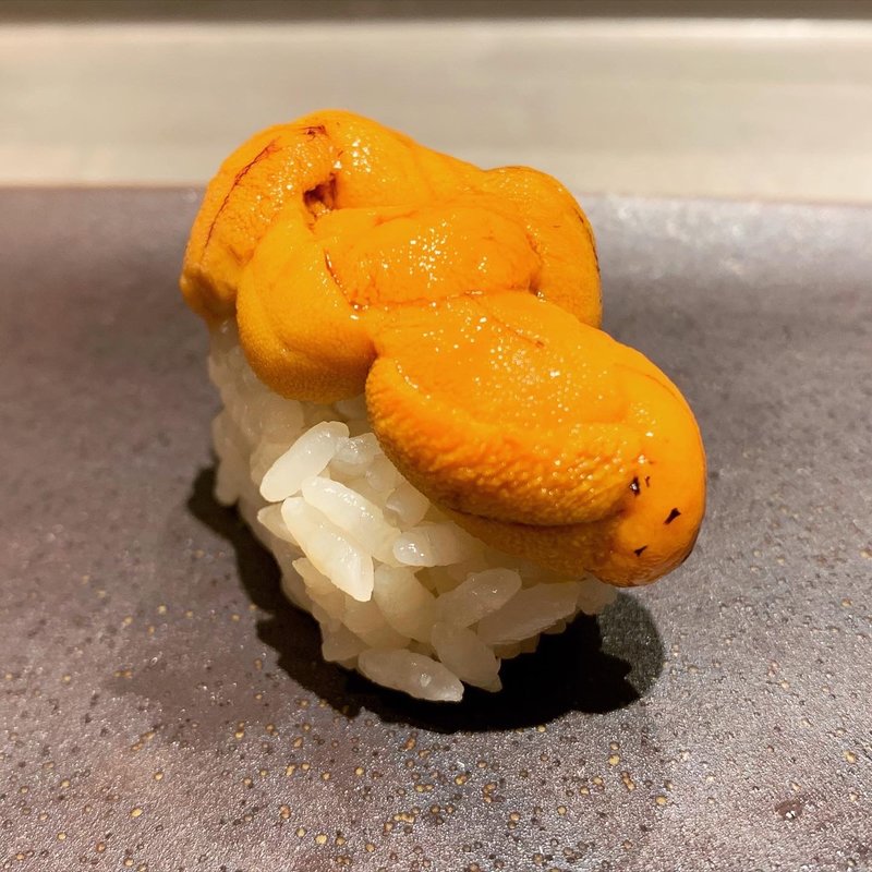 馬糞雲丹(立食い鮨 鮨川)