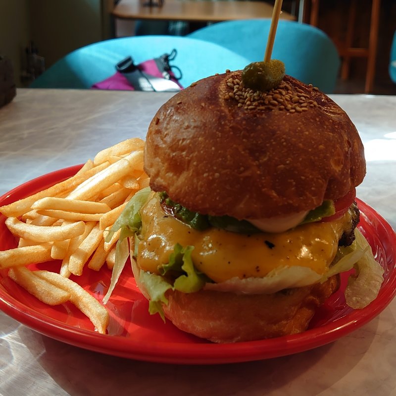 アボカドチーズバーガー(GROVE Cafe&Green)
