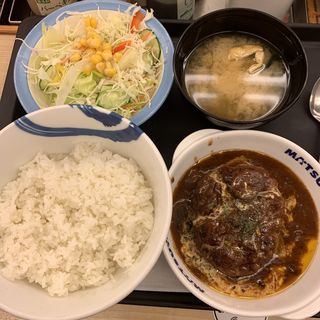 ブラウンソースハンバーグ定食(松屋 西新宿8丁目店 （マツヤ）)