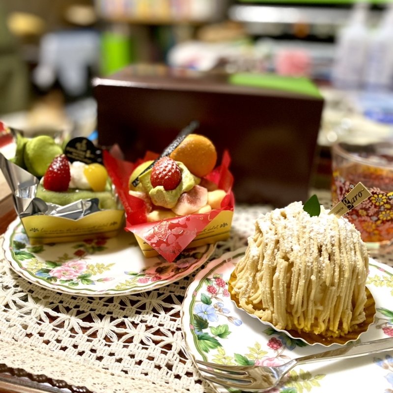 金のモンブラン(PATISSERIE garo)