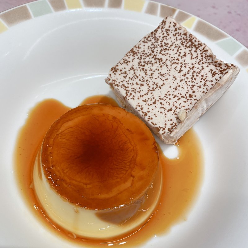 プリンとヘーゼルナッツの盛合せ(サイゼリヤ 西神中央店 )