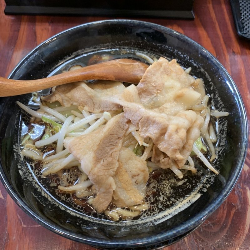黒醤油ラーメン(傾奇御麺 庄内宝町店 （かぶきごめん）)