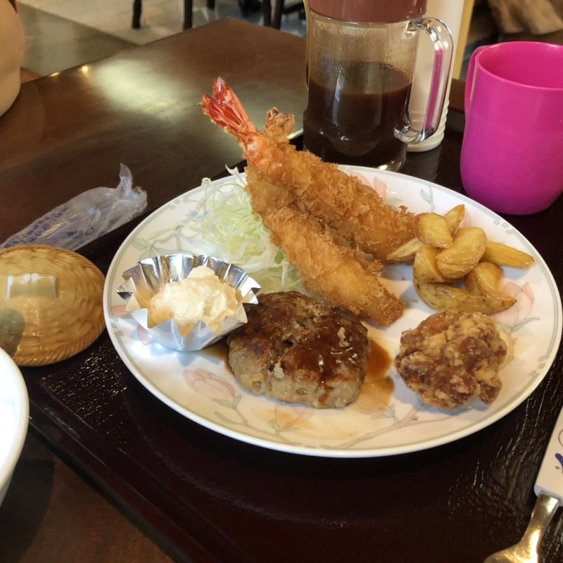 お子様ランチ(御殿川 （ごてんがわ）)