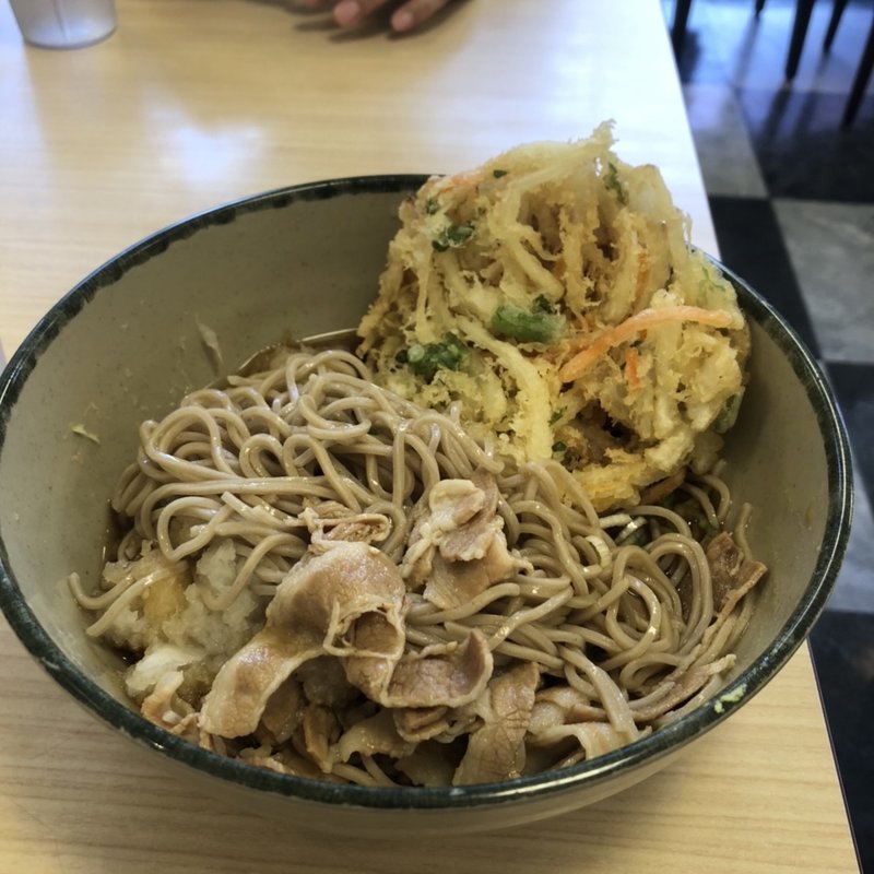 冷やしにくそばかき揚げ(名代 箱根そば 新松田店 )