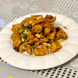 鶏のカシューナッツ炒め(中華料理 順興閣)